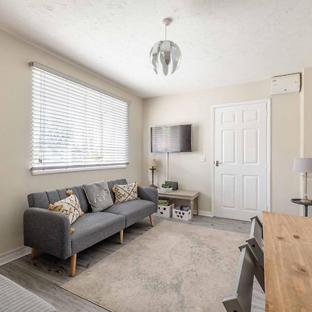Willa Windsor Burnham Ascot Haven Sleeps 4 Slough Zewnętrze zdjęcie