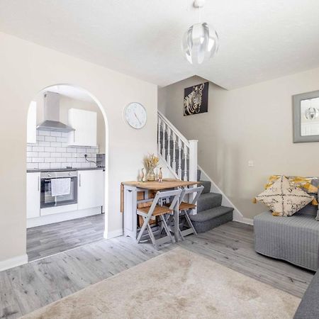 Willa Windsor Burnham Ascot Haven Sleeps 4 Slough Zewnętrze zdjęcie