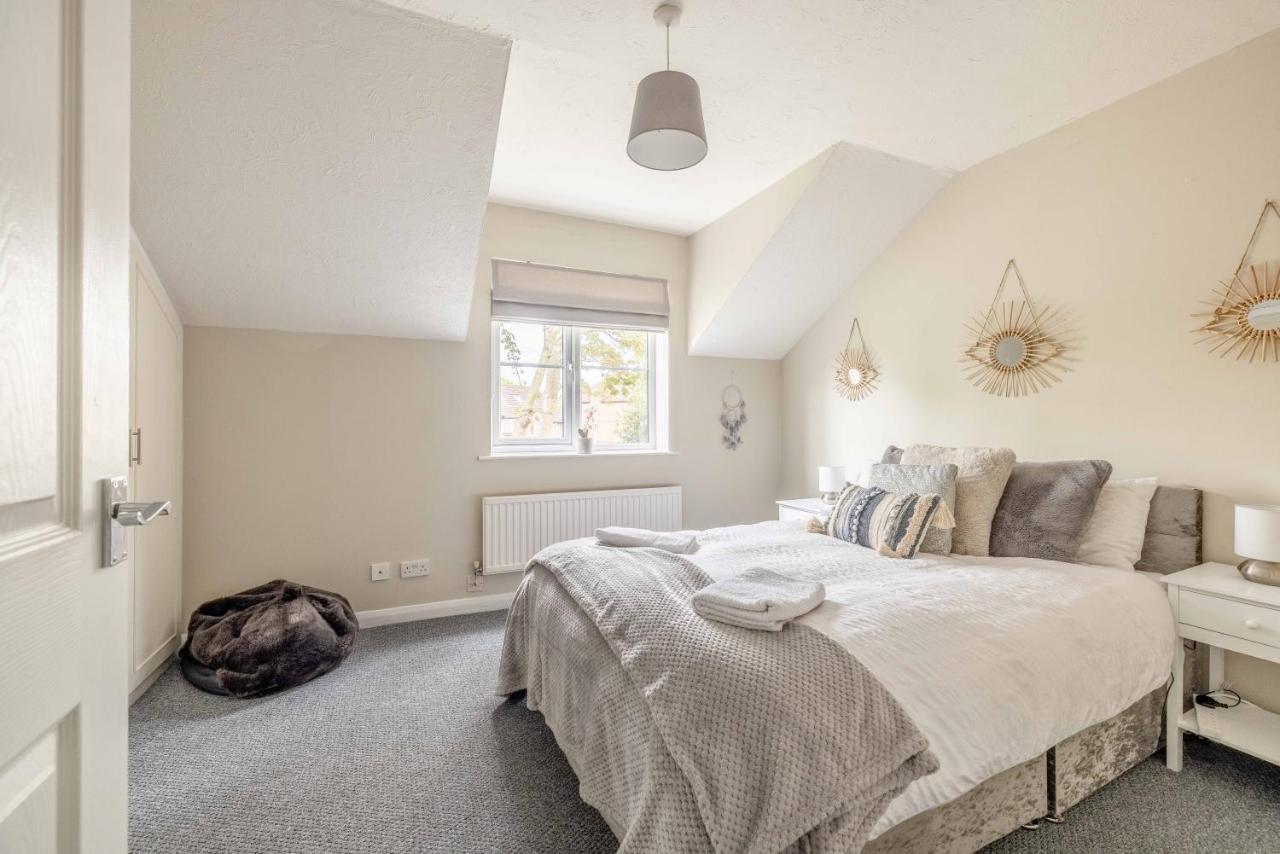 Willa Windsor Burnham Ascot Haven Sleeps 4 Slough Zewnętrze zdjęcie