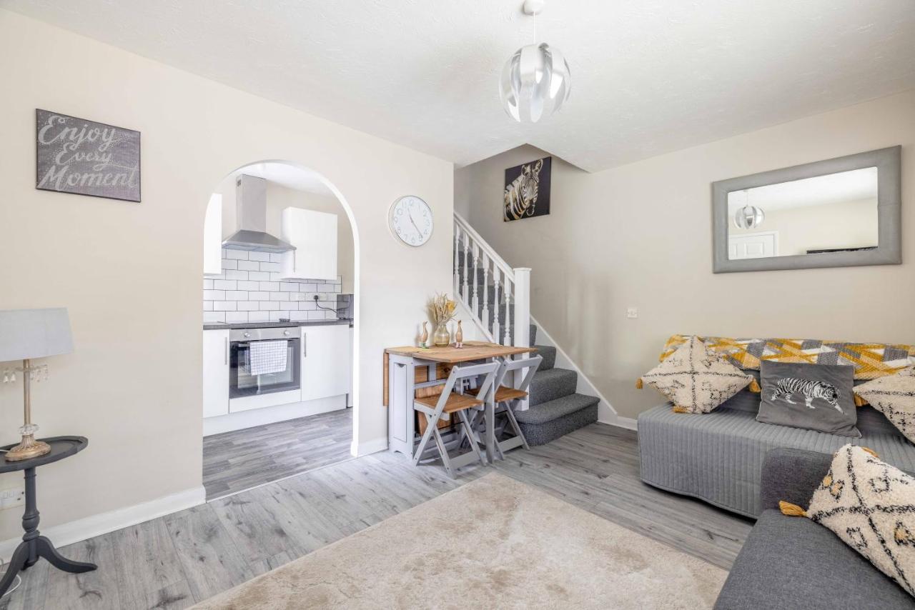 Willa Windsor Burnham Ascot Haven Sleeps 4 Slough Zewnętrze zdjęcie