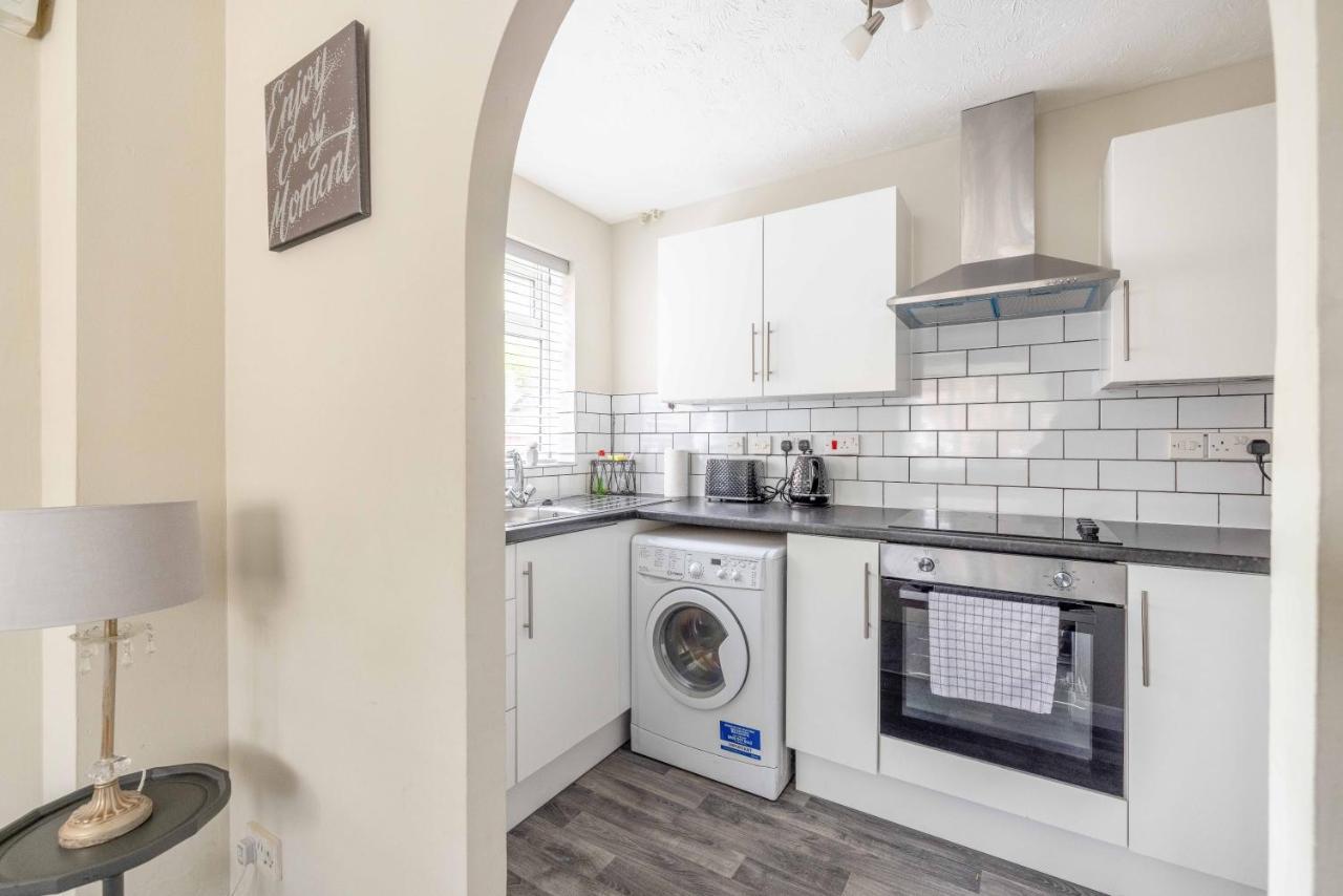 Willa Windsor Burnham Ascot Haven Sleeps 4 Slough Zewnętrze zdjęcie
