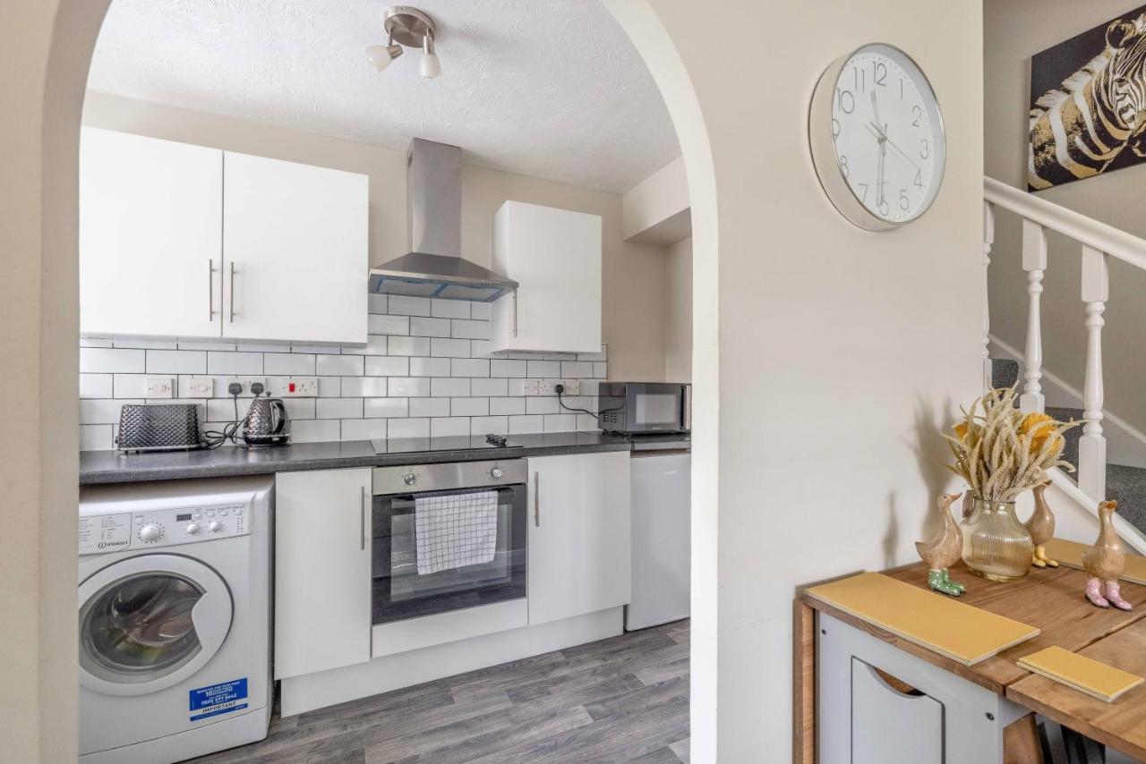 Willa Windsor Burnham Ascot Haven Sleeps 4 Slough Zewnętrze zdjęcie